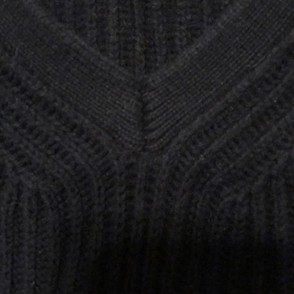 Reiss Cartagena V neck Sweater - Picture 6 of 7